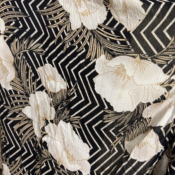 Amuse Society Frill Seeker Maxi Wrap Dress Womens Small Black Tan Floral  Ruffle - Picture 6 of 8